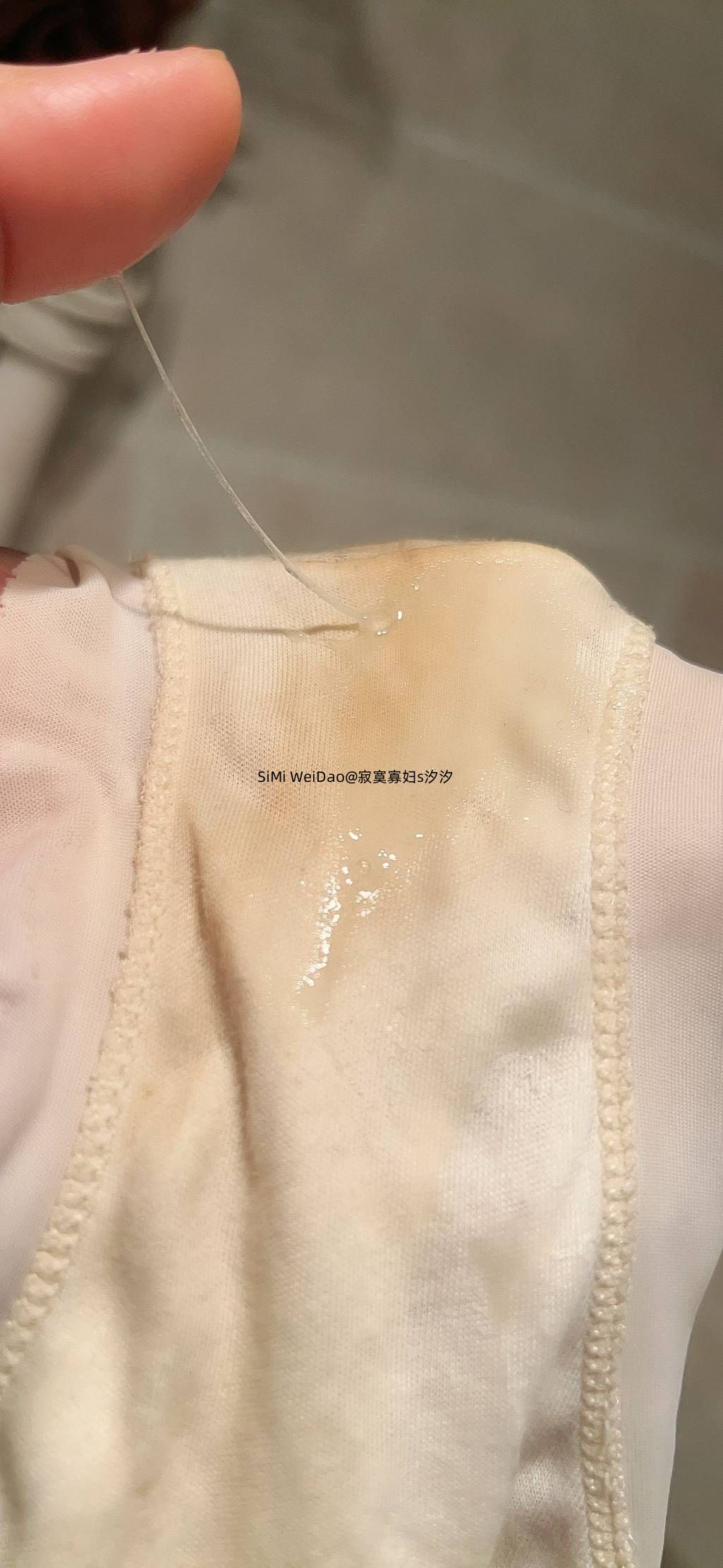 你一次能能舔干净吗,我看看狗儿子的舌头棒不棒