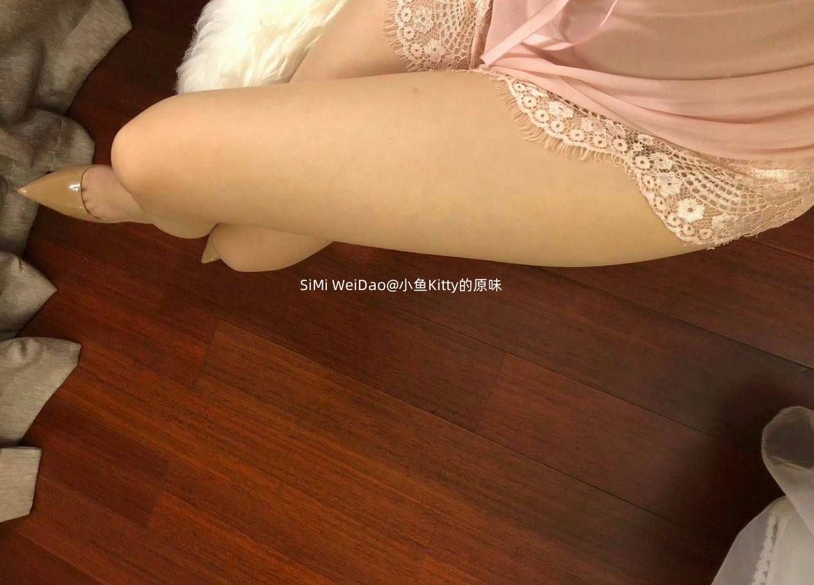 天气冷不能穿好看的鞋鞋了呜呜呜